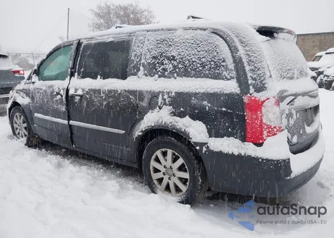 2011 Chrysler Town & Country Touring-L z USA, uszkodzony, nr VIN 2A4RR8DG8BR800566